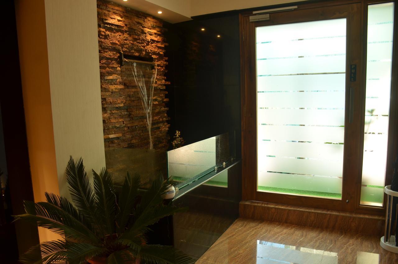 שילונג Hotel Aura מראה חיצוני תמונה