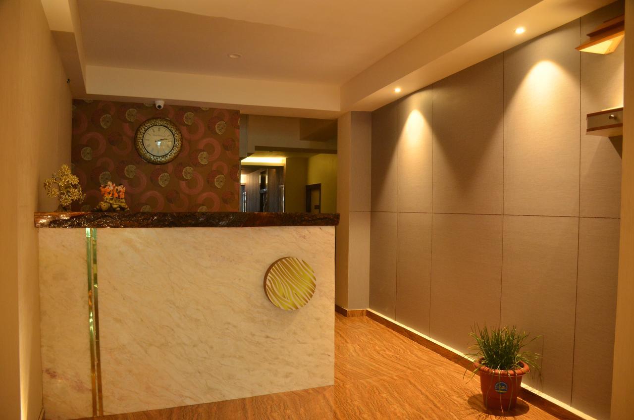 שילונג Hotel Aura מראה חיצוני תמונה